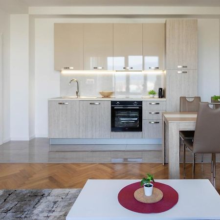Spacious 2Bdr Apartment- Skyline View ซาเกร็บ ภายนอก รูปภาพ