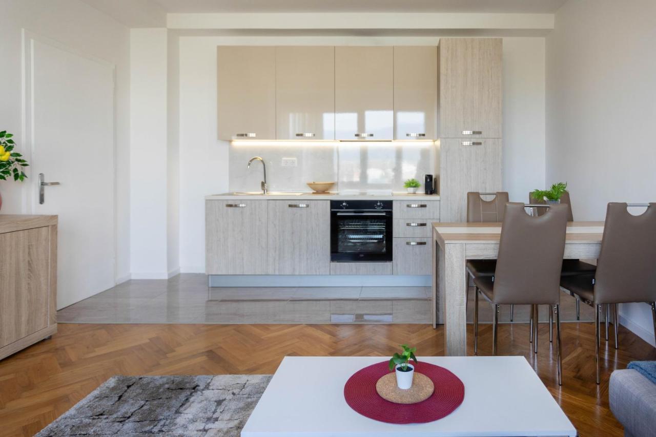 Spacious 2Bdr Apartment- Skyline View ซาเกร็บ ภายนอก รูปภาพ